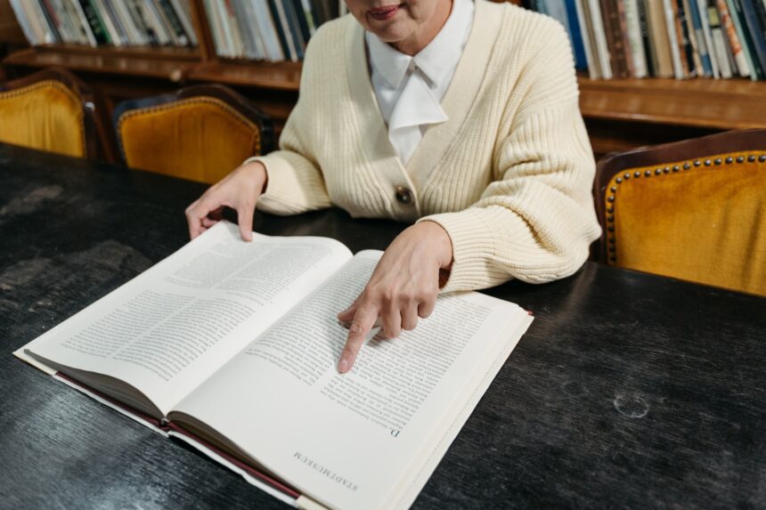 les 3 meilleurs livres sur concours attaché territorial 2023
